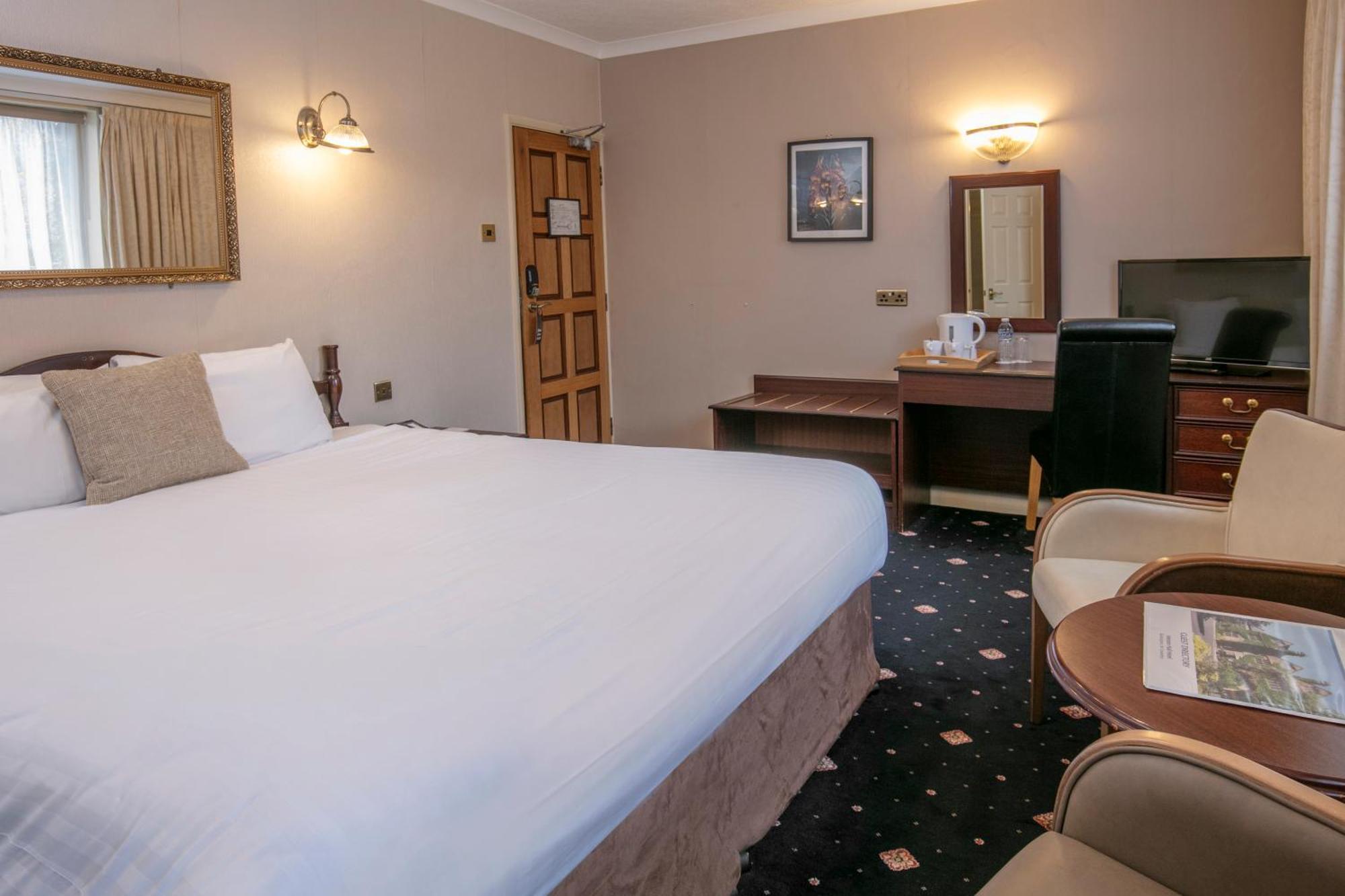 Weston Hall Hotel Sure Hotel Collection By Best Western Bulkington Exterior foto